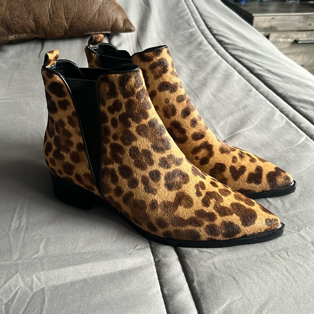 Women’s Marc Fisher cheetah print booties